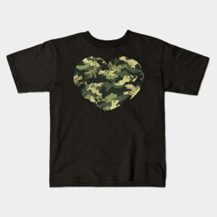 Distressed Retro Camo Heart Kids T-Shirt